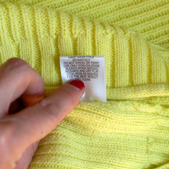 NEW Max Studio Lime Green Sweater - Picture 8 of 8